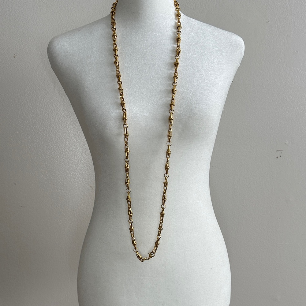 Elegant Gold Chain Necklace